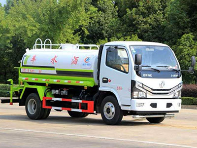 国六东风多利卡D6洒水车（5方）