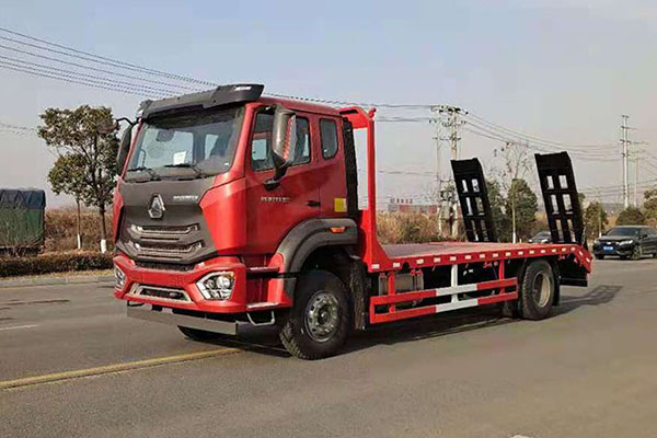 重汽豪沃平板运输车