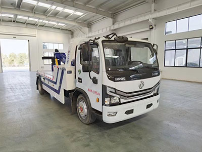 国六东风多利卡D8一拖一拖吊连体清障车